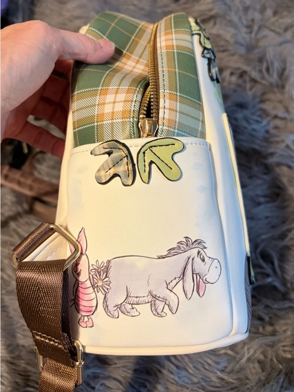 Danielle Nicole Disney Winnie the Pooh Boxlunch exclusive mini backpack - Picture 9 of 10